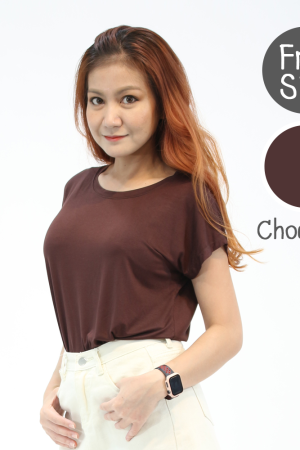 เสื้อยืดแขนล้ำ สีช็อกโกแลต